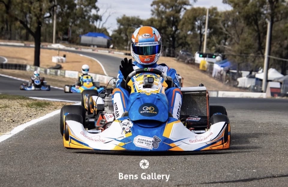 Arthur Atran kart #72 in action